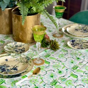 Green Dew Table Cover Round